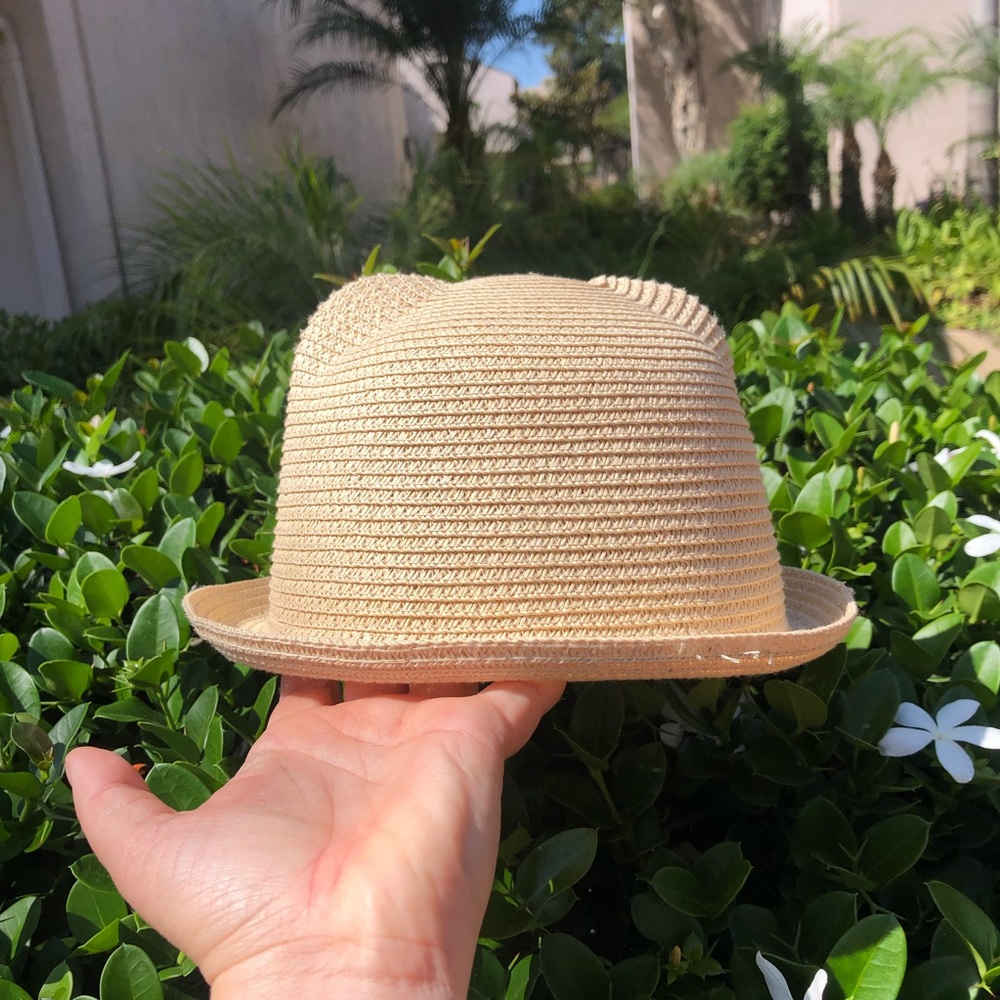 Hat with ears - Picture 2 of 5